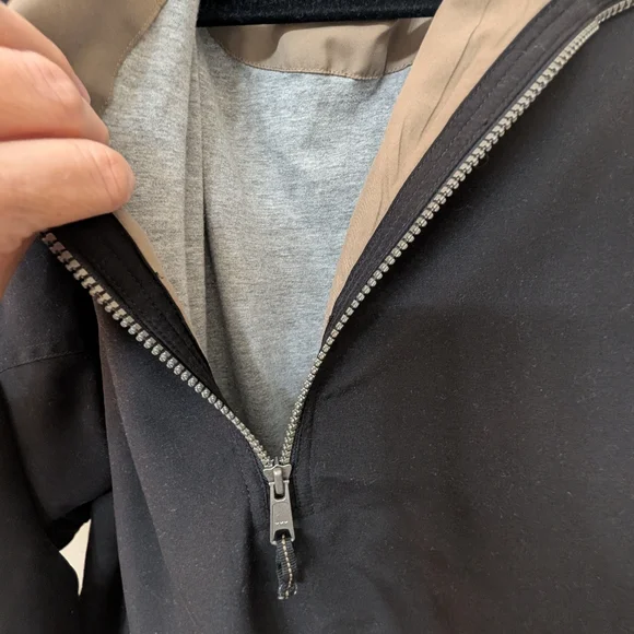 Roundtree & Yorke Black and Tan Pullover Quarter Zip Jacket with Matching Pants - Picture 7 of 16